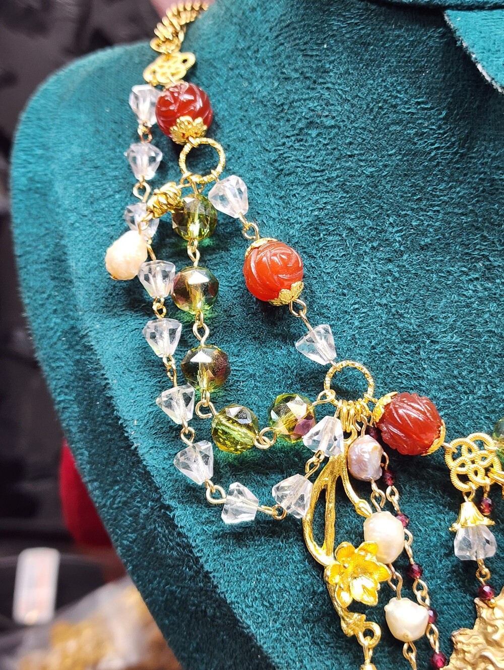 Festoon Necklace Medusa Pendant Garnet Pearl Carnelian Quartz - Picture 7 of 9